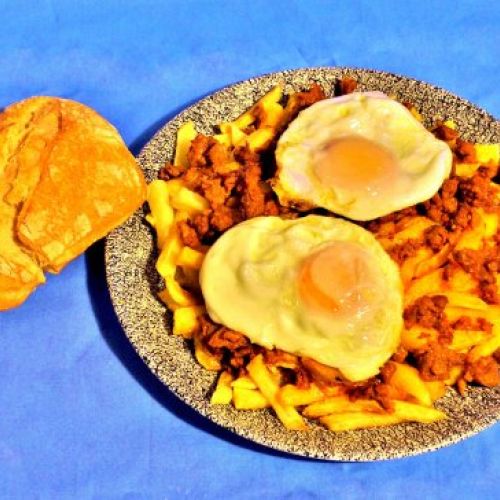 Huevos rotos con jijas